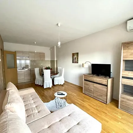 Naki Apartman