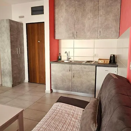 Апартаменти Naki Apartman *