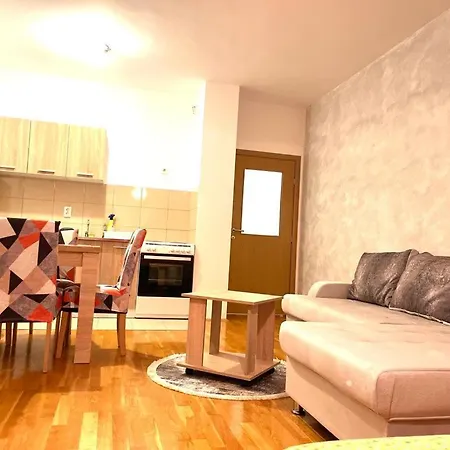 Naki Apartman Διαμέρισμα