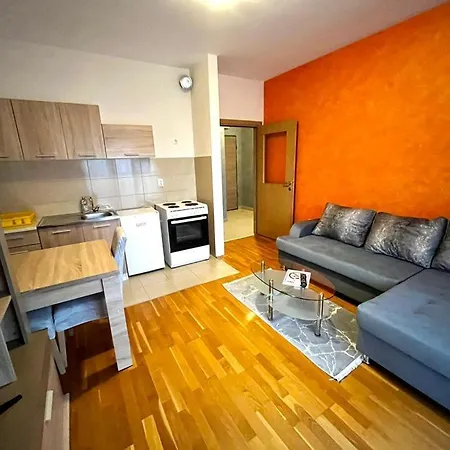 Διαμέρισμα Naki Apartman *