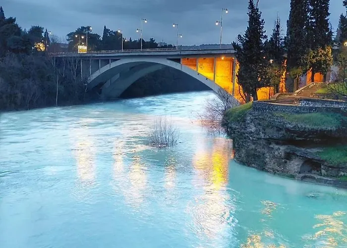 Naki Apartman Apartment