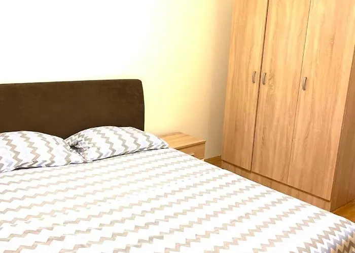 Naki Apartman * Podgoriçe