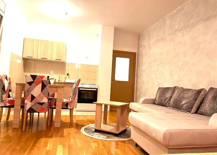 Naki Apartman Apartment